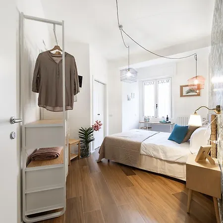 2rooms For Happy Travelers Гостевой дом Комо
